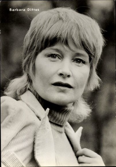 Ak Schauspielerin Barbara Dittus, Portrait