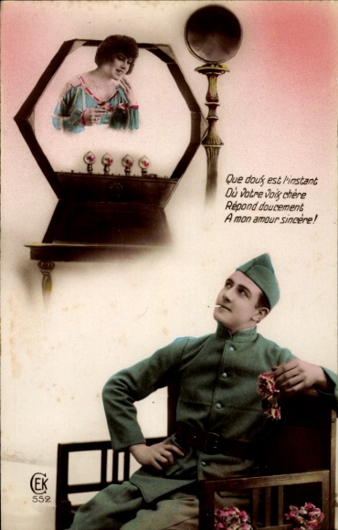 Ak Radio, Liebespaar, rauchender Soldat