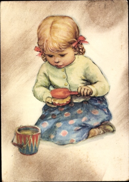 Künstler Ak Kinderportrait, kleines Mädchen mit Sandspielzeug