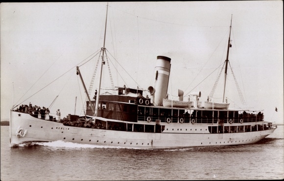 Ak Schnelldampfer Berlin, Max Dreblow