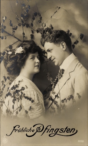 Ak Fröhliche Pfingsten, Liebespaar