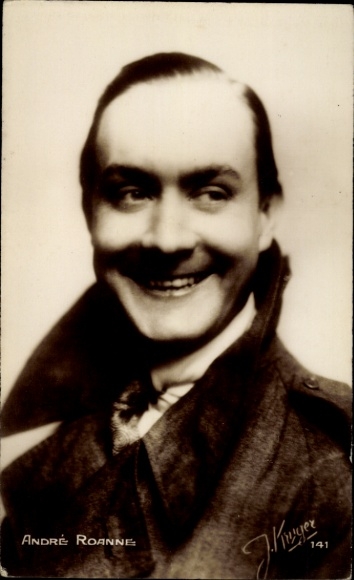 Ak Schauspieler André Roanne, Portrait in Mantel, Autogramm