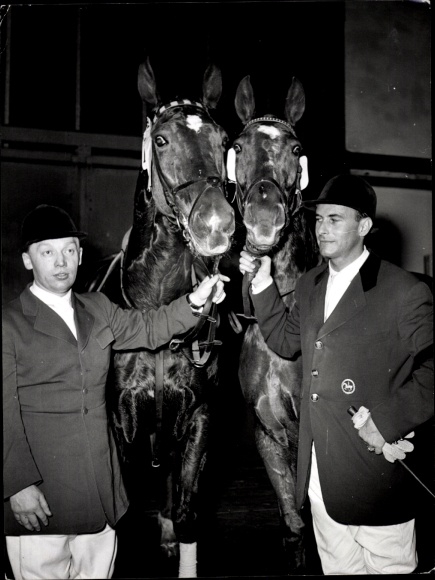 Foto Reitturnier, Springreiten, Siegerehrung