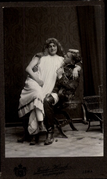 Studentika CdV Jena in Thüringen, Student und ein Mann als Frau verkleidet