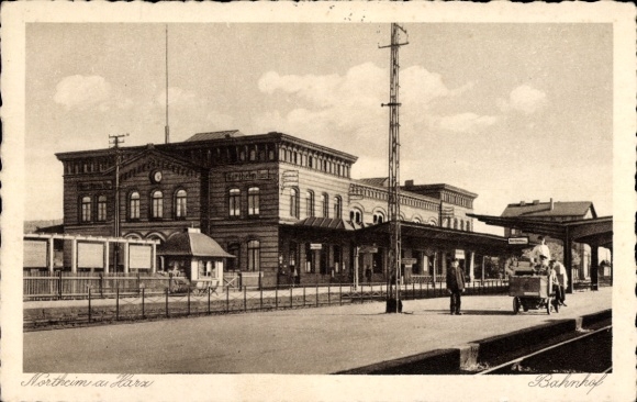Ak Northeim am Harz, Bahnhof, Gleisseite