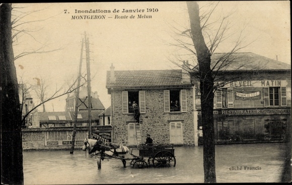 Ak Montgeron Essonne, Route de Melun, Au Reveil Matin, Hochwasser Januar 1910, Kutsche