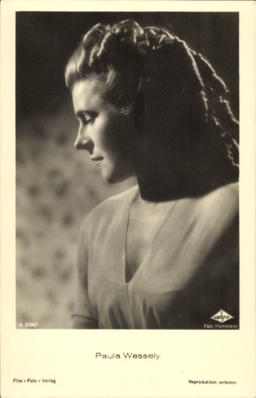 Ak Schauspielerin Paula Wessely, Portrait
