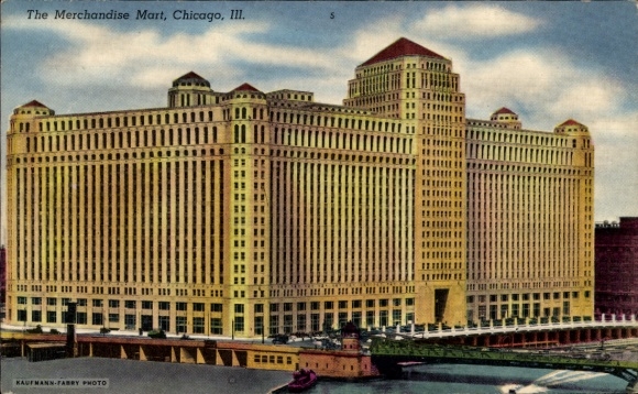 Ak Chicago Illinois USA, Merchandise Mart,  große Gebäude, Kaufmann-Fabry Foto
