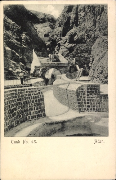 Ak Aden Jemen, Tank No. 48,  Felsen, Wasserbecken