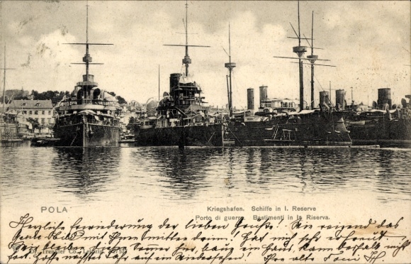 Ak Pola Pula Kroatien, Kriegshafen, Schiffe in I. Reserve