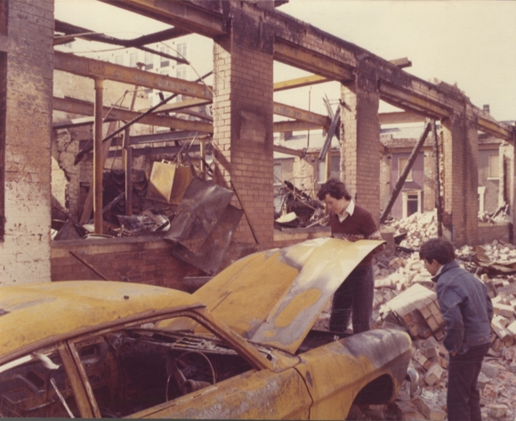 Original Foto Hans-Joachim Spremberg, spielende Jugendliche in Belfast, um 1977