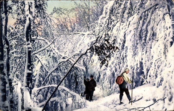 Ak Winterlandschaft mit Skifahrer