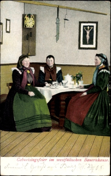 Ak Kaffeebesuch im westfälischen Bauernhause, Frauen in Volkstrachten, Wanduhr