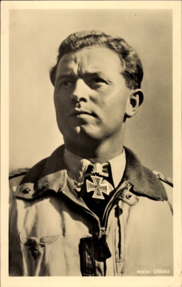 Ak Major Walter Oesau, Ritterkreuz m. Eichenlaub u. Schwertern, Luftwaffe, Photo Hoffmann 1545