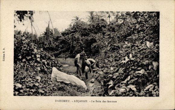 Ak Adjarah Dahomey Benin, das Frauenbad