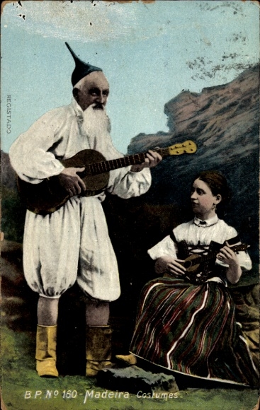 Ak Madeira, Mann und Frau mit Gitarren in Tracht