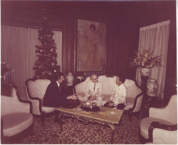 Original Foto Hans-Joachim Spremberg, Philippinen-Reise, Gespräch, Staatsbesuch E. Honnecker,1977