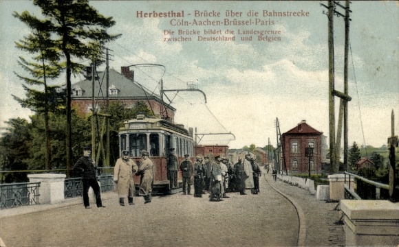 Ak Herbesthal Lontzen Wallonien Lüttich, Brücke über die Bahnstrecke Köln-Aachen-Brüssel-Paris