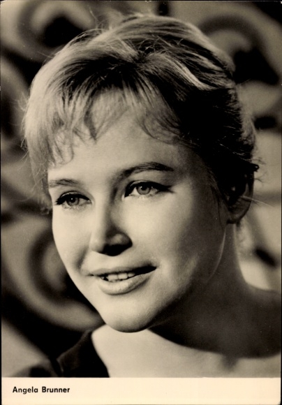 Ak Schauspielerin Angela Brunner, Portrait, Film Das kalte Herz, Junges Gemüse, Erich Kubak