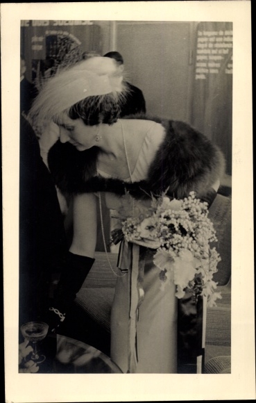 Ak Königin Astrid von Belgien, Astrid von Schweden