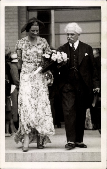 Ak Astrid von Schweden, S.M. la Reine Astrid