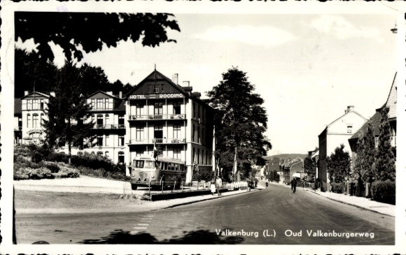 Ak Valkenburg aan de Geul Limburg Niederlande,  Oud Valkenburgerweg, Hotel, Straßenansicht, Bäume