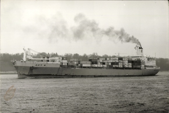 Foto Ak Frachtschiff, beladen mit Containern