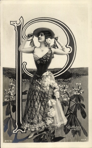 Buchstaben Ak Buchstabe P, Frau-Portrait, Blumen, Rock, Hut