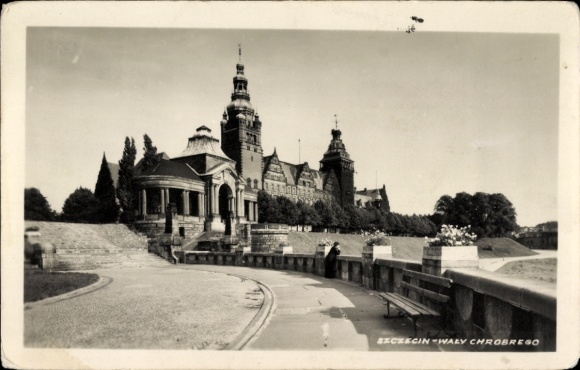 Ak Szczecin Stettin Pommern, EXCRESIN-WAŁY CHROBREGO, Parkanlage, Gebäude, Weg