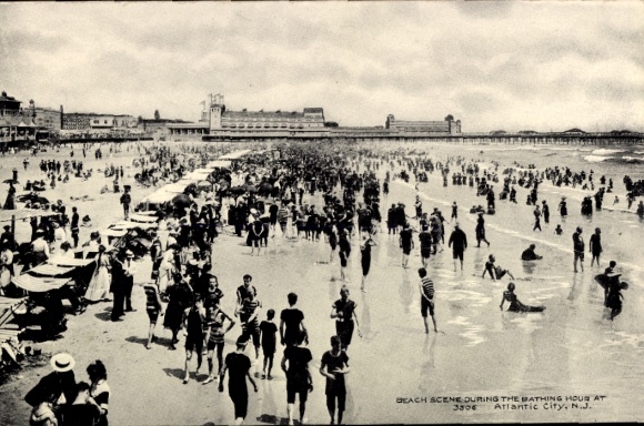 Ak Atlantic City New Jersey USA, Strandansicht, viele Menschen, Badebekleidung, Atlantik Stadt, N