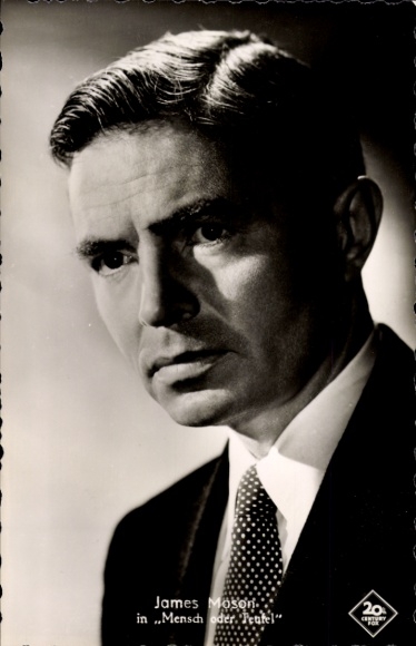 Foto Ak Schauspieler James Mason in Mensch oder Teufel, Portrait