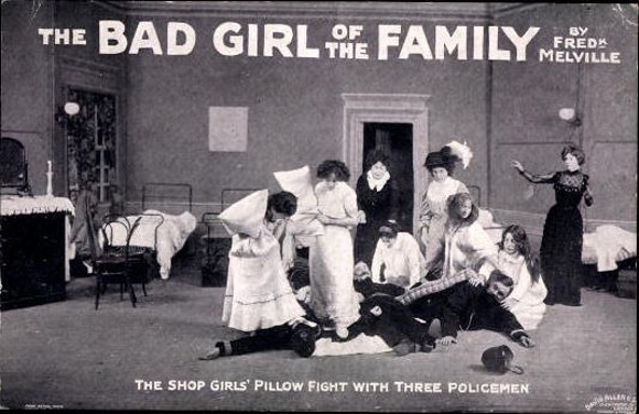 8 AK, The Bad Girl of the Familie von Fred Melville und Walter Melville