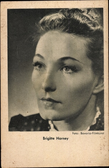 Ak Schauspielerin Brigitte Horney, Portrait