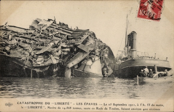 CPA Catastrophe du Liberté, Les Epaves, 15 Septembre 1911