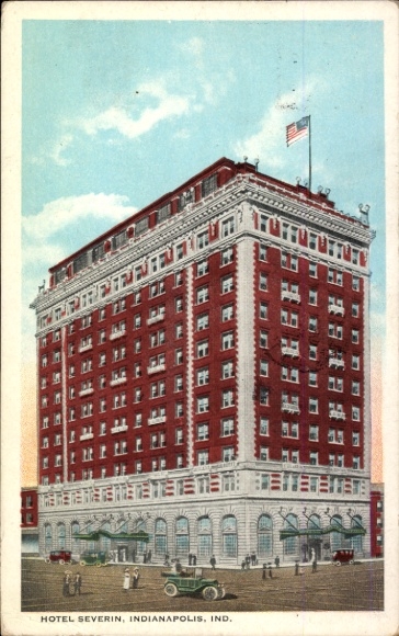 Ak Indianapolis Indiana USA, Hotel Severin,  Flagge,  Architektur, Fahrzeuge