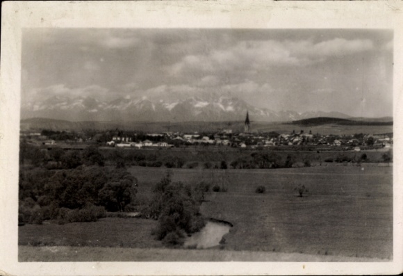 Ak Spišská Nová Ves Igló Neustorf Slowakei, Schneebedeckte Berge, Stadtansicht, Fluss, Landschaft