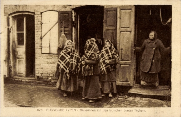 Ak Russische Typen, Bäuerinnen mit bunten Tüchern