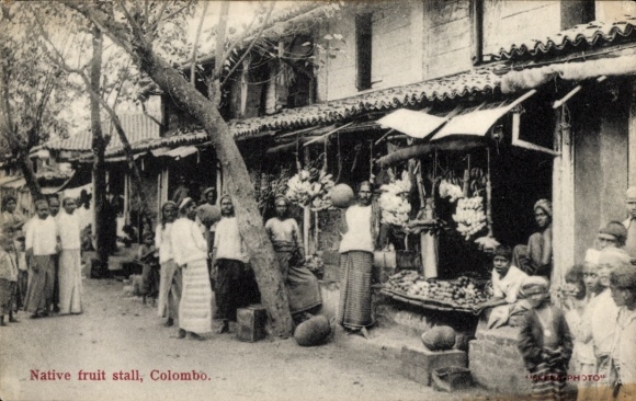 Ak Colombo Ceylon Sri Lanka, Stand mit einheimischen Früchten