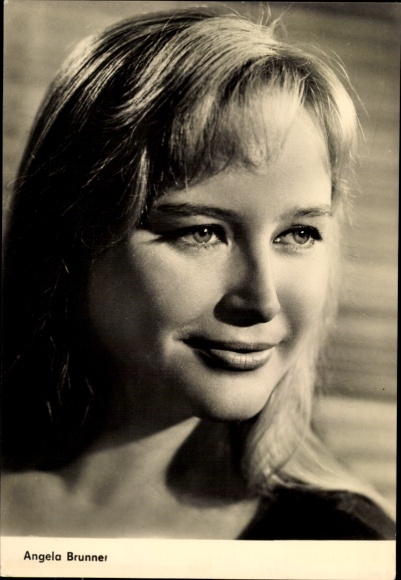 Ak Schauspielerin Angela Brunner, Portrait