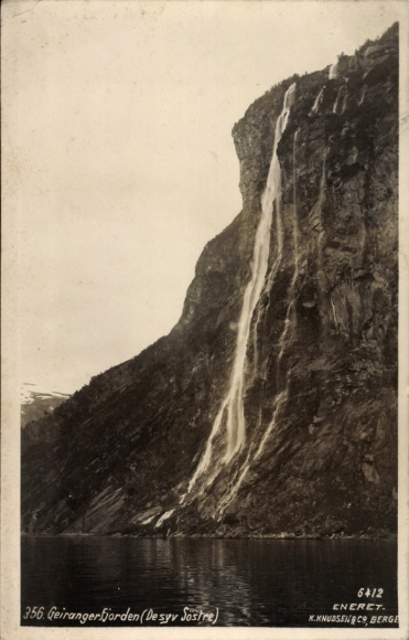 Ak Geirangerfjord Norwegen, Wasserfall,  Berglandschaft, Schwarz-Weiß-Foto