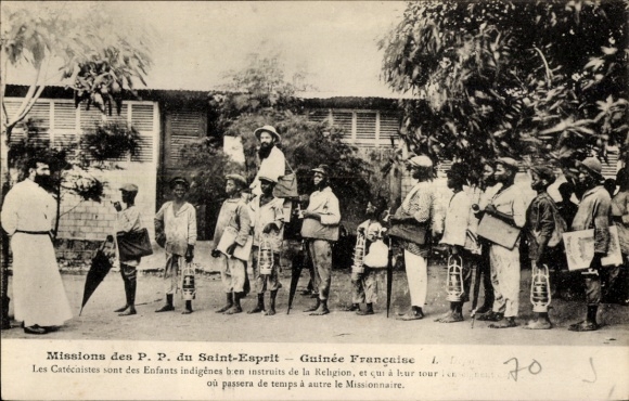 CPA Missions des P P du Saint-Esprit, Guinée Française, Enfants indigènes