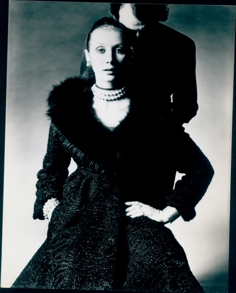 Foto Mode, Gerson, Swakara Fashion 1971/72, Mantel aus Persianer