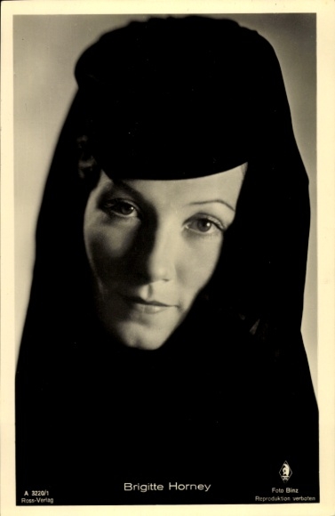 Ak Schauspielerin Brigitte Horney, Portrait
