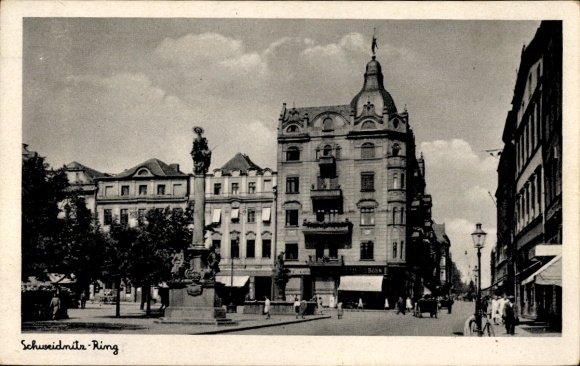 Ak Świdnica Schweidnitz Schlesien, Schweidnitzer Ring, Gebäude, Statue, Bäume, Straßenansicht