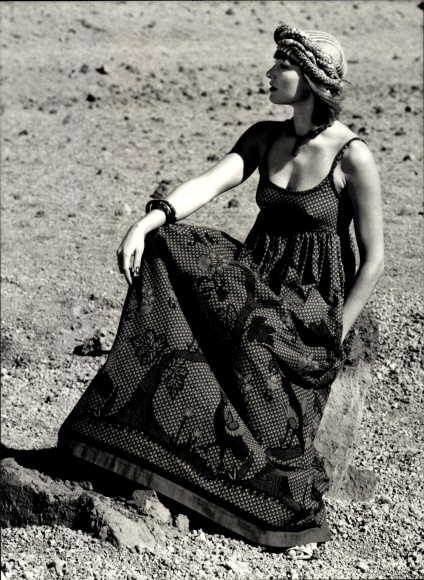 Foto Mode, Sommer 1977, Kleid, Lucie Linden