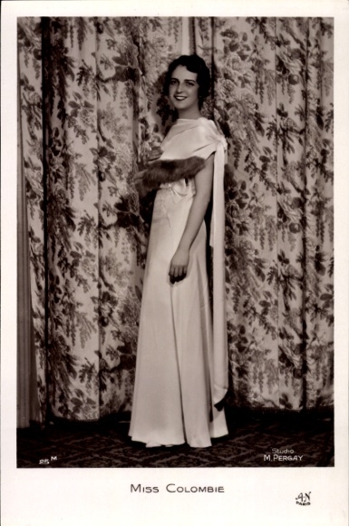 Foto Ak Miss Kolumbien, Portrait im Kleid