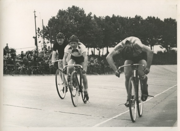 Foto Radrennfahrer Herbert Weinrich, Heinz Ziege