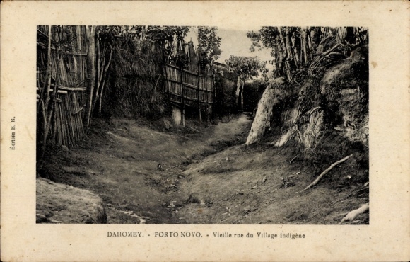 Ak Porto Novo Dahomey Benin, Dahomey,  alte Straße, indigene Dorfgemeinschaft