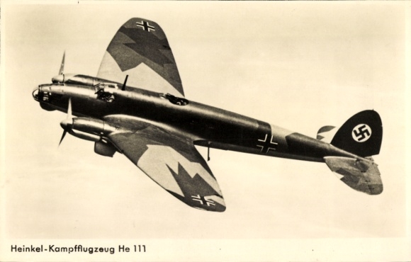 Ak Deutsche Luftwaffe, Kampfflugzeug Heinkel He 111, Tarnfarben
