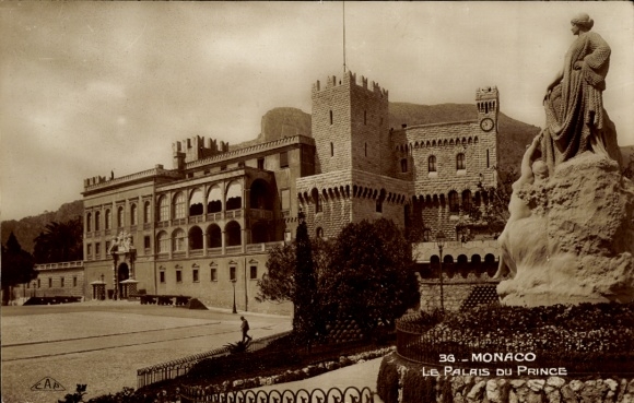 Ak Monaco, Palais du Prince,  Statue,  Architektur